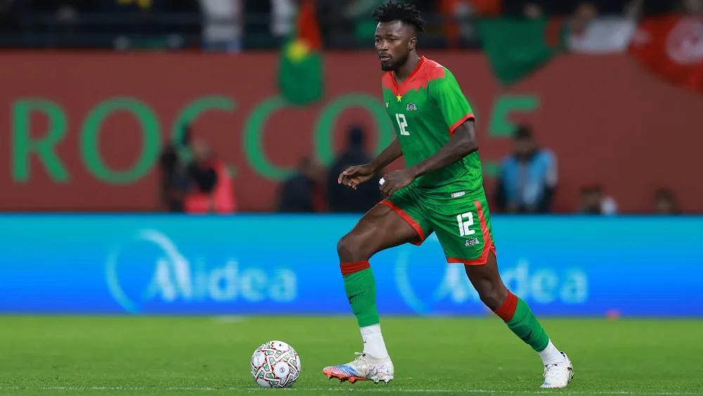 开云APP-药厂官方：塔普索巴大腿肌肉存在结构性损伤，预计伤缺2至3周